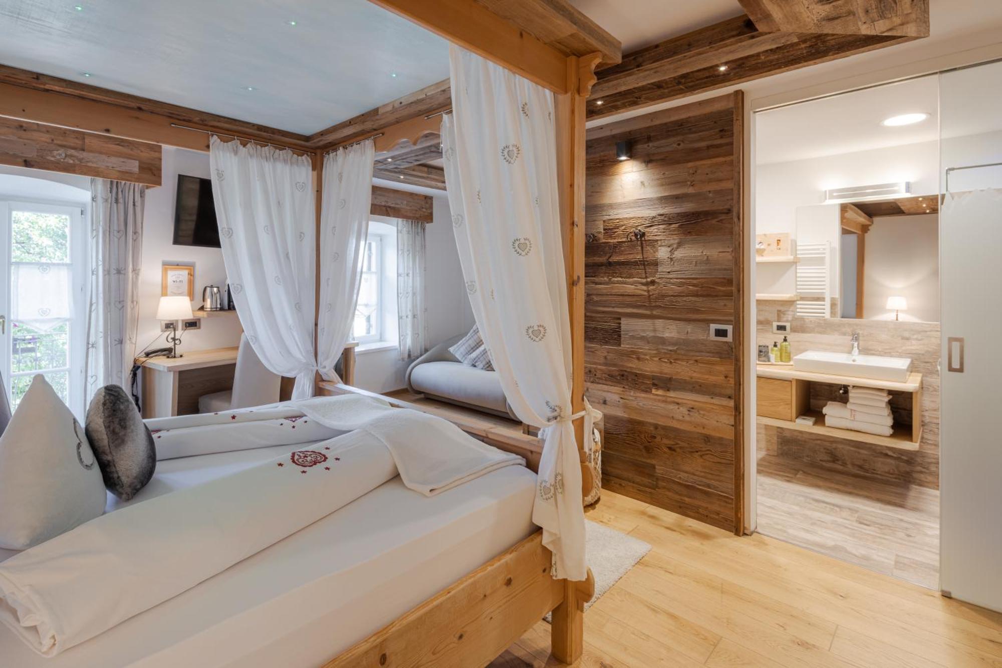 Hotel Garnì Laurino Cavalese Esterno foto