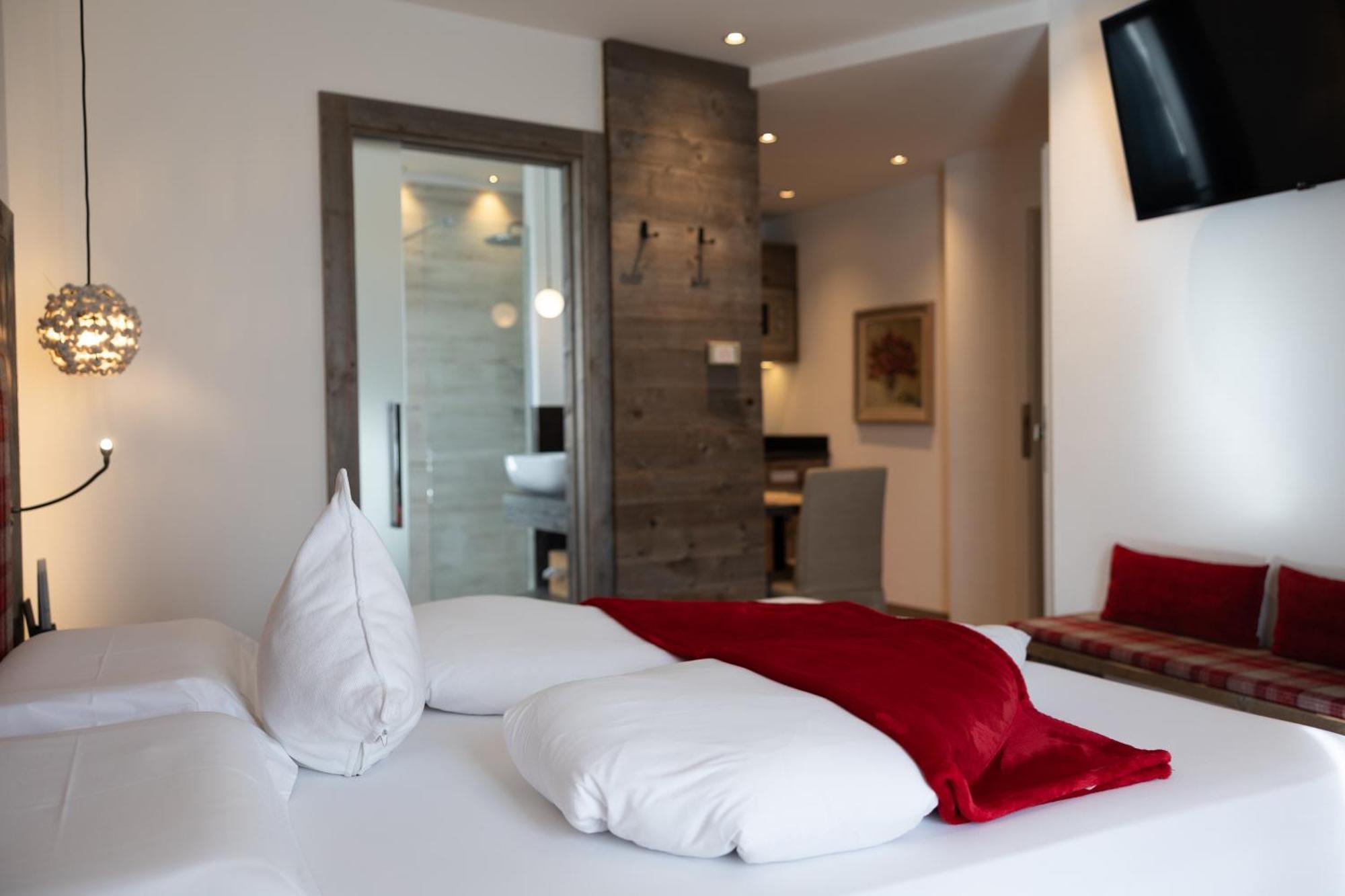 Hotel Garnì Laurino Cavalese Esterno foto