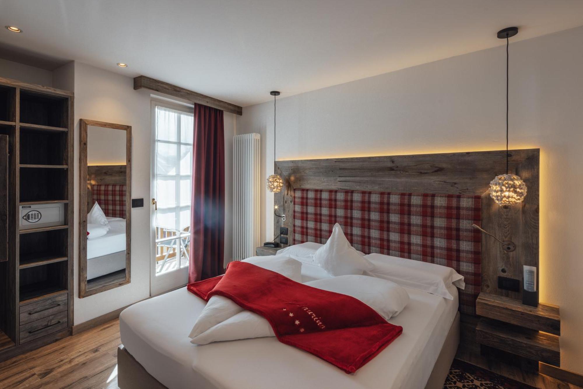 Hotel Garnì Laurino Cavalese Esterno foto