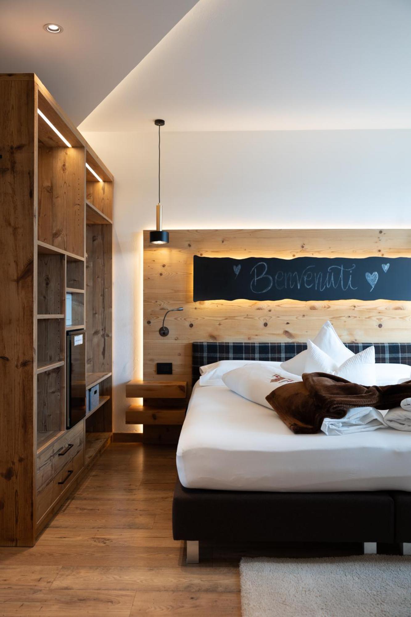 Hotel Garnì Laurino Cavalese Esterno foto