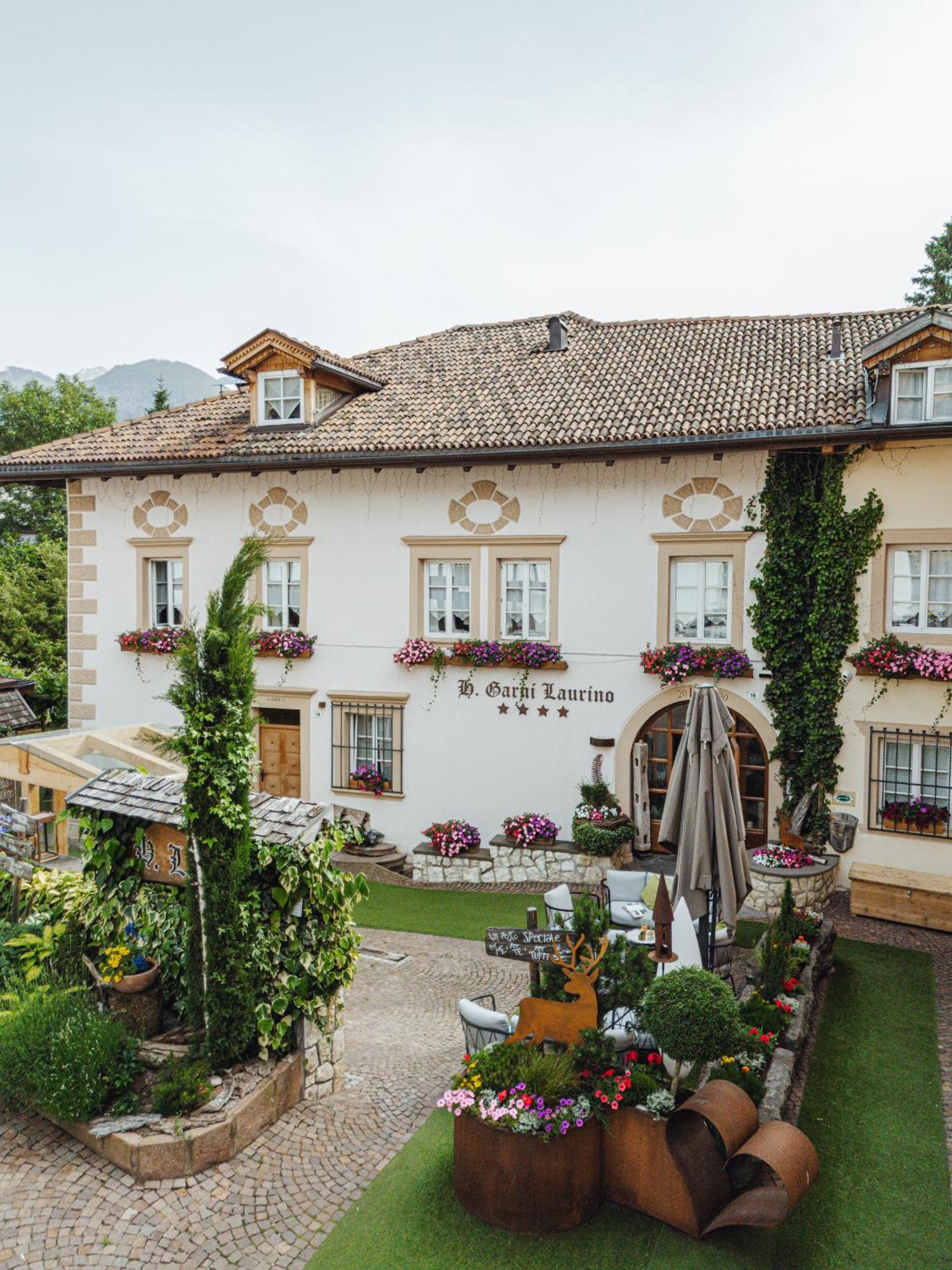 Hotel Garnì Laurino Cavalese Esterno foto